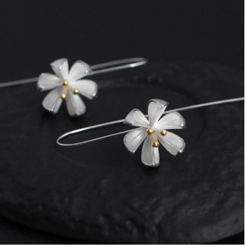 Beautiful 925 S Silver Flower long Earrings - Picture 11 of 16
